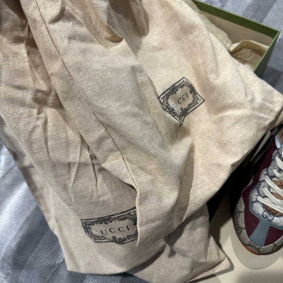 Gucci Rhynton Sneakers for women. Worn only once! Mint Condition! Box, dust bag! - Picture 2 of 14